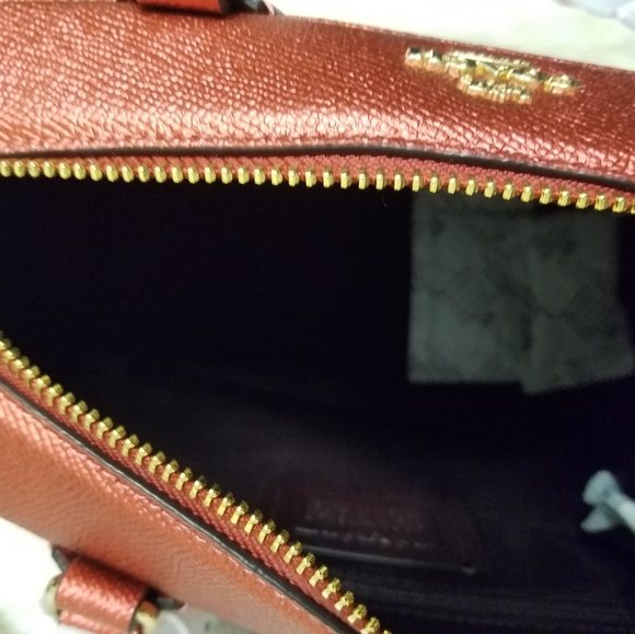 Coach Red Satchel with Double Handles and Structured Design - Picture 5 of 6